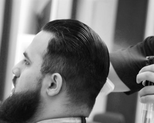 Which Is The Best Saloon For Men Haircut In Oakville?