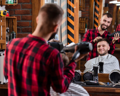 Barbershop vs. Salon: What’s the Difference?